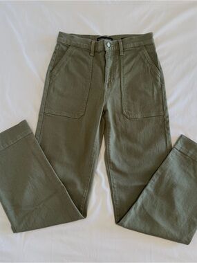Modern American Straight-Leg‎ Utility Jeans in Olive Green Size 26